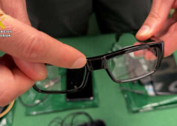 gafas-inteligentes-copiar-examen-carnet-conducir
