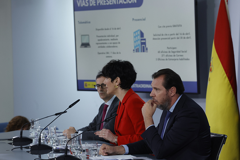 gobierno-barcos-ceuta-ayudas-transporte-guerra