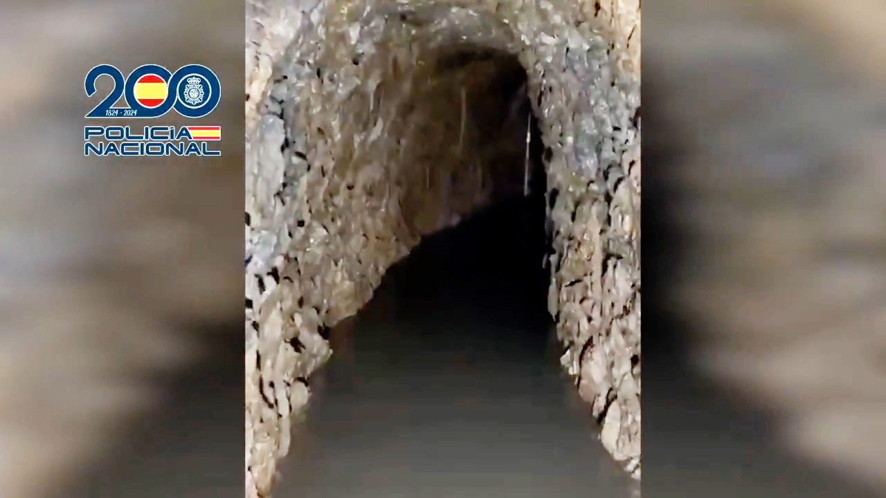 gruta-hachis-asi-era-narcotunel-descubierto-policia
