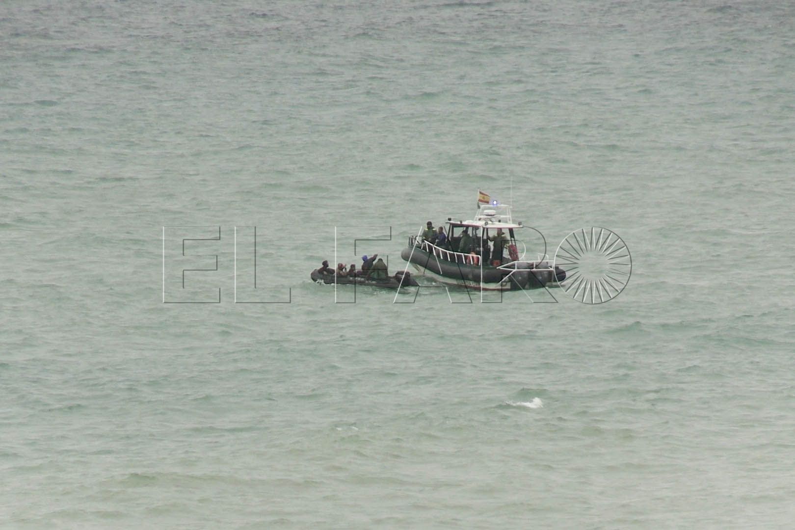 guardia-civil-marina-marruecos-actuan-cruces-inmigrantes-1
