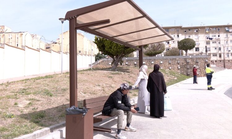 hartazgo-obras-hadu-kilometro-coger-autobus-017