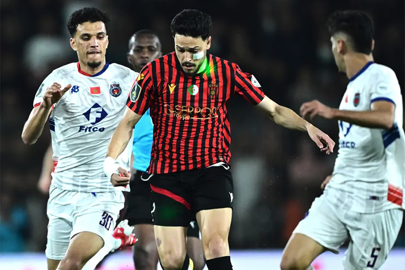 incidentes-gradas-ocs-usm-alger-semifinales-caf-2