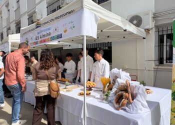 iv-feria-sostenibilidad-cifp-se-vive-ropas-fosiles-inclusion-15