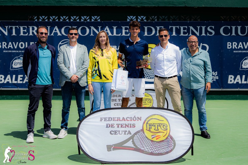 mallorquin-izan-almazan-campeon-torneo-internacional-ciudad-ceuta-bravoleum-001