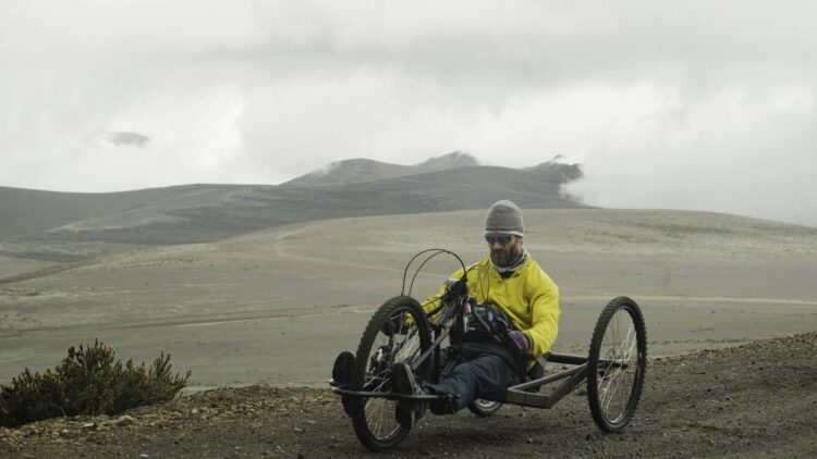 mas-alla-cumbre-historia-superacion-llegara-biblioteca-adolfo-suarez-club-anyera-1