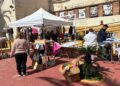 mercadillo-solidario-hermandad-rocio-mantener-tradiciones-fe-11