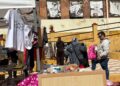 mercadillo-solidario-hermandad-rocio-mantener-tradiciones-fe-17