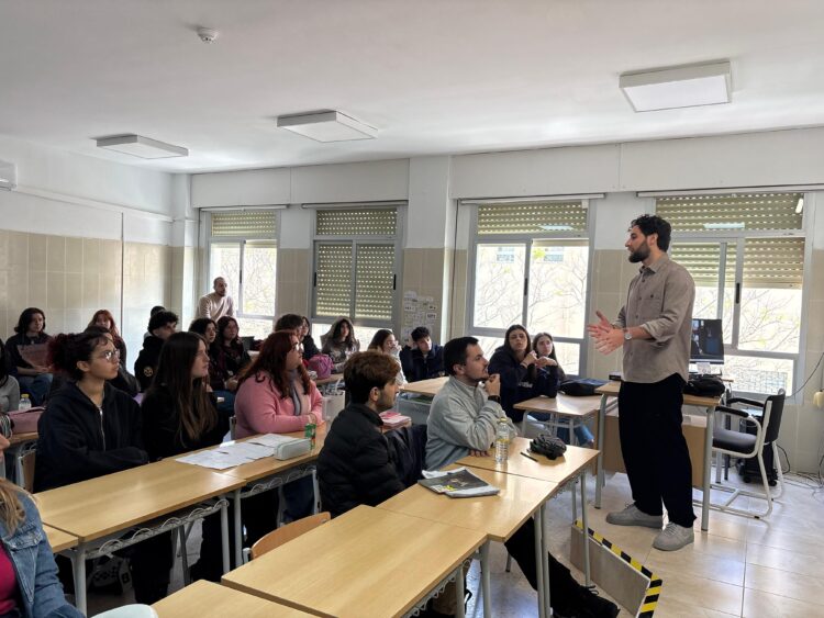 miguel-angel-vega-gomez-barcelo-inauguran-semana-cultural-escuela-arte-1