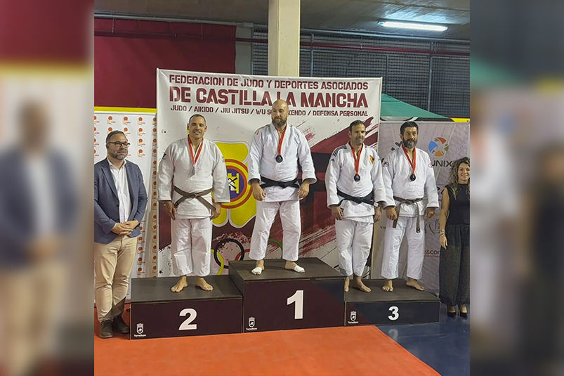 orgullo-guardia-civil-agente-medalla-plata-judo-2