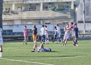 portada-ad-ceuta-b-frustrado-cae-derrotado-duelo-filiales