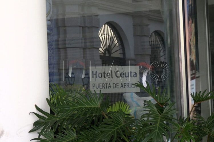 psoe-critica-negligencia-familias-acogidas-hotel-puerta-africa