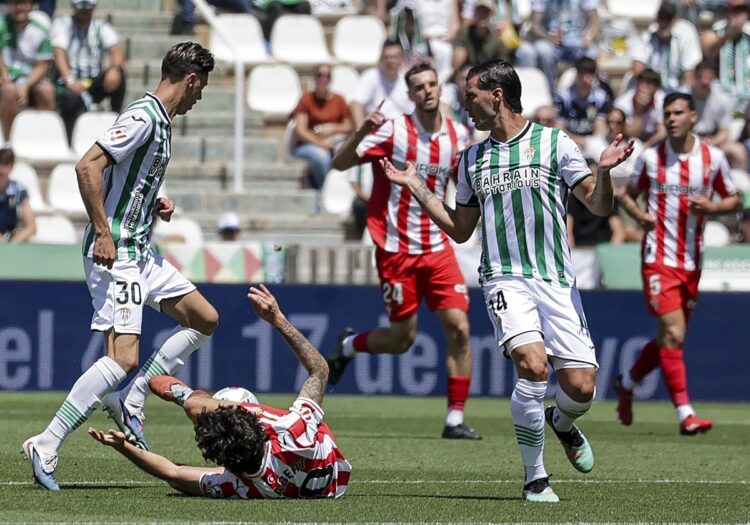 sporting-gijon-rival-herido-enfrenta-ceuta-1