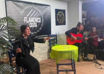 tertulia-flamenca-joven-promesa-lola-la-chiri-padre-messi-007