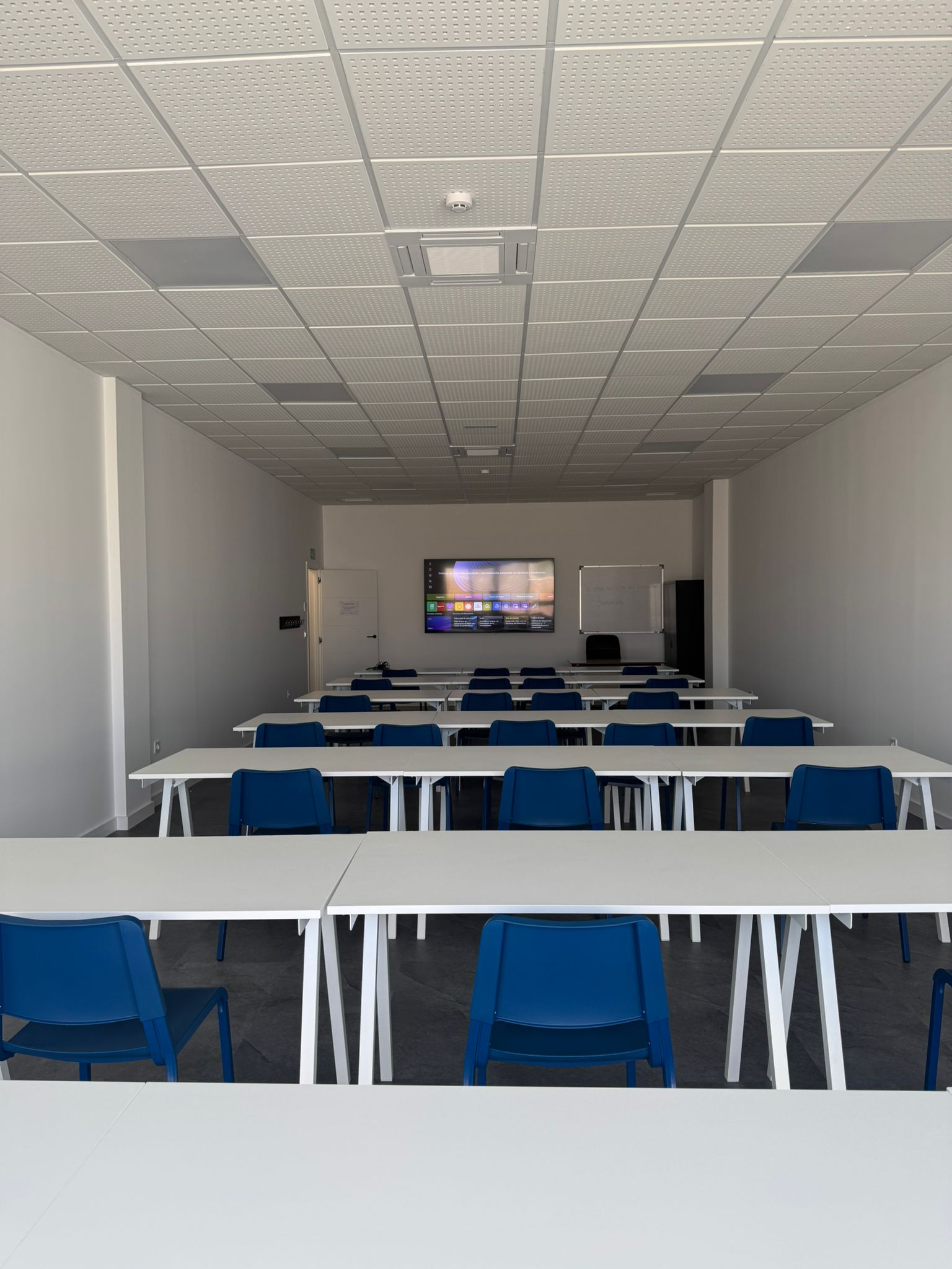 academia-ecos-cumple-30-anos-asi-nacio-centro-mas-conocido-ceuta-6