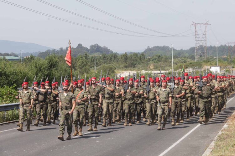 asi-ensayan-regulares-ceuta-vigo-desfile-dia-fuerzas-armadas-1