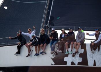castaner-yachts-corona-campeon-absoluto-viii-copa-intercontinental-002