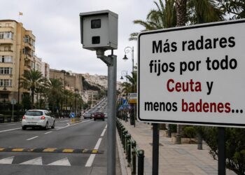 ceuta-entera-parece-circuito-motos-coches