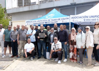 ismael-mohamed-mejor-taxista-del-ano-tras-33-anos-al-volante-008