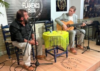 juan-agujetas-antonio-anzonini-estrenan-tertulia-flamenca-2