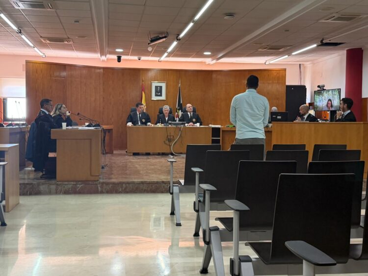 piden-prision-exencargado-lidl-agresion-sexual-limpiadora-2