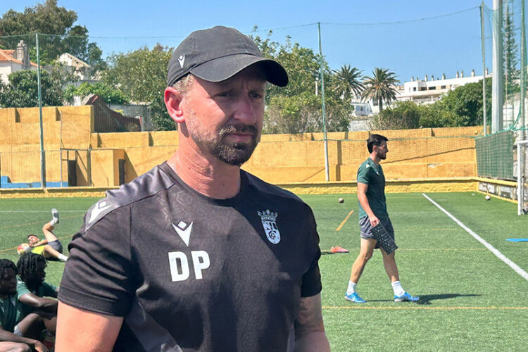 polaco-incide-ilusion-pide-jugadores-disfruten-playoff-1