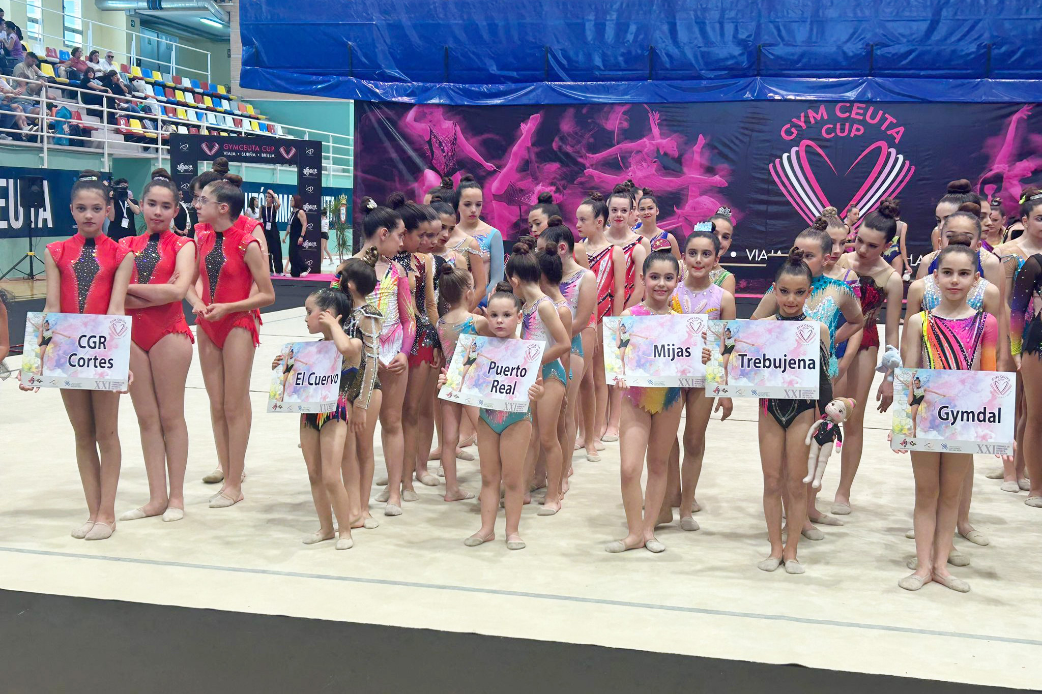 primera-entrega-medallas-xxi-torneo-gimnasia-ceuta-29