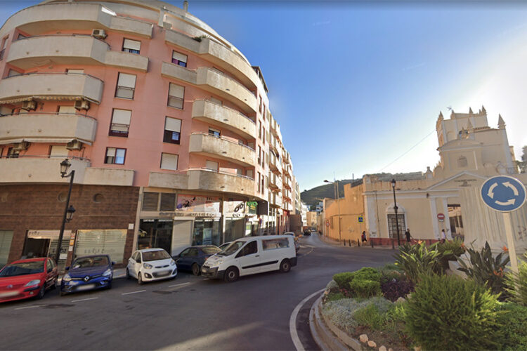 subasta-local-comercial-plaza-maestranza