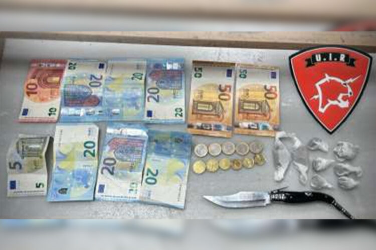 uir-detiene-vendedor-droga-poligono