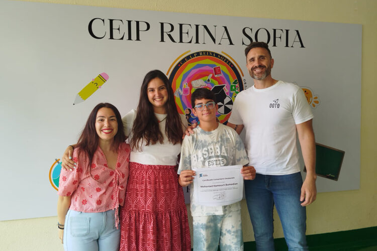 alumno-ceuti-participa-encuentro-literario-internacional