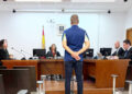 condenado-empujar-mujer-robarle-dinero