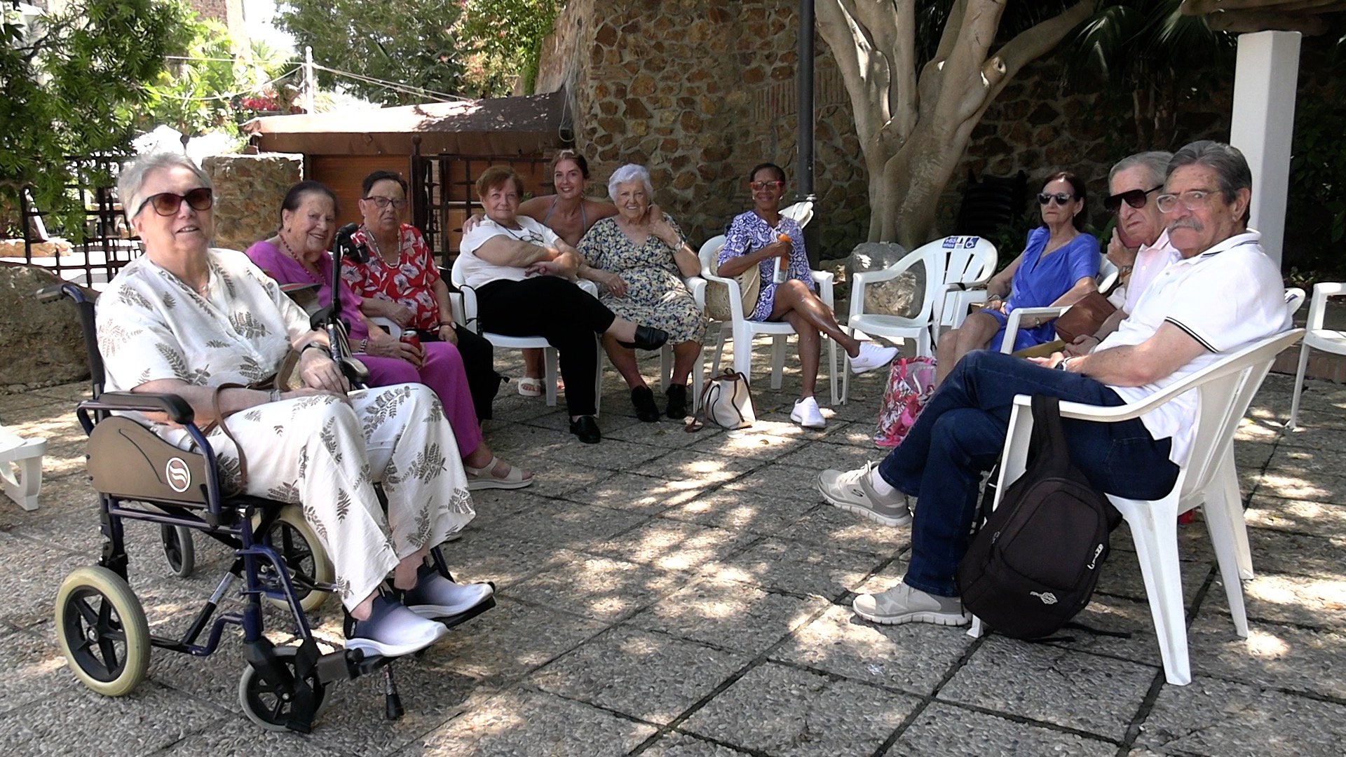 dia-parque-mayores-comparten-jornada-sol-risas-convivencia-5