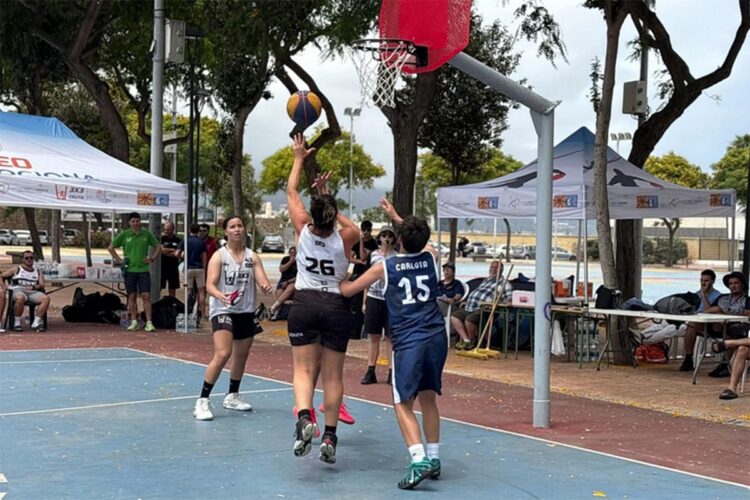 espectaculo-streetball-cierre-temporada-baloncesto.jpg
