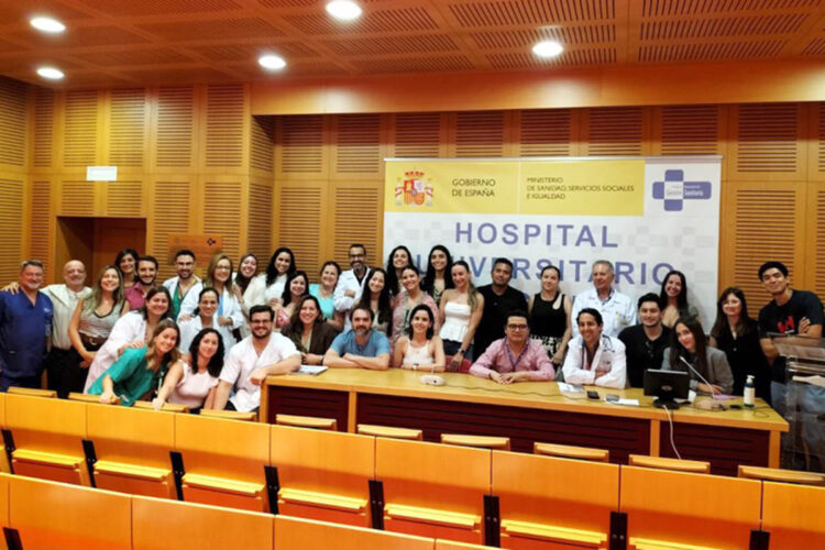 hospital-bienvenida-nuevos-residentes-despide-culminan-especializacion-001