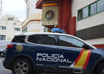 jefatura-policia-nacional-coche