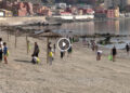 miniatura-jornada-concienciacion-pequenos-limpian-playa-tarajal