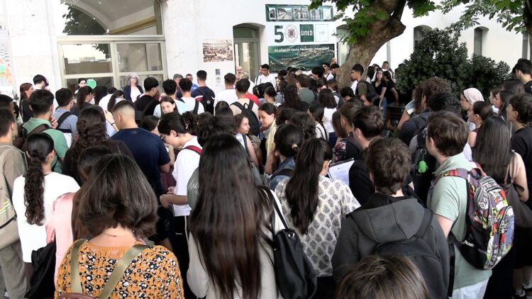 nervios-apuntes-asi-comienza-selectividad-2026-ceuta-11