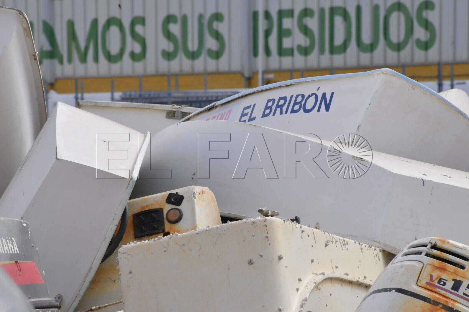 particular-chatarreria-servicio-maritimo-guardia-civil-1