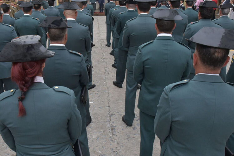 partido-popular-psoe-mellizos-distintas-ideologias-guardia-civil-patriotica