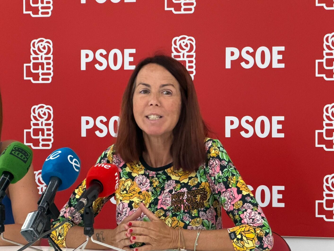 psoe-rueda-prensa-secretaria-igualdad-mercedes-vega-secretaria-politicas-institucionales-sandra-lopez-cantero-1