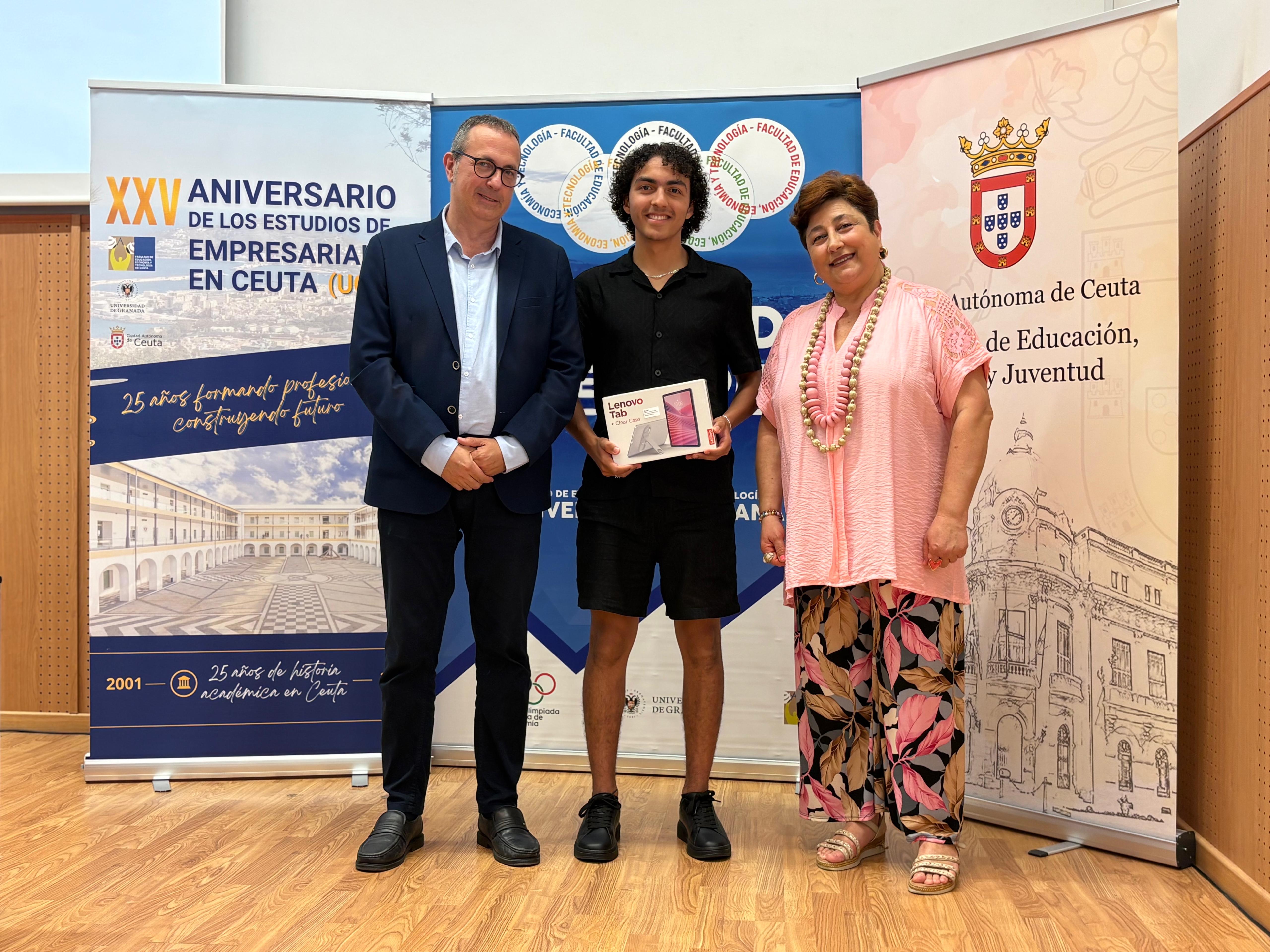 tres-alumnos-dejaran-huella-ceuti-olimpiadas-economia-madrid-11