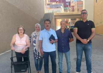 vecinos-huerta-tellez-reclaman-parada-microbus-ies-clara-campoamor