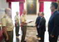 vivas-banderas-paracaidistas-ceuta-no-se-concibe-sin-espana