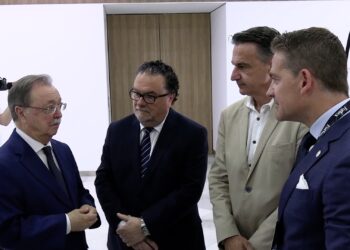 vivas-reivindica-ceuta-referente-economia-digital-forbes-summit-11
