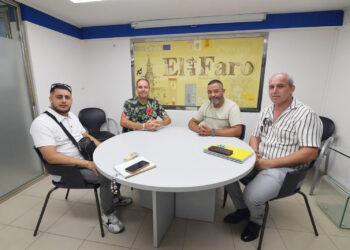 afectados-cierre-rotonda-tarajal-reunen-delegacion