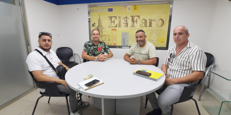 afectados-cierre-rotonda-tarajal-reunen-delegacion