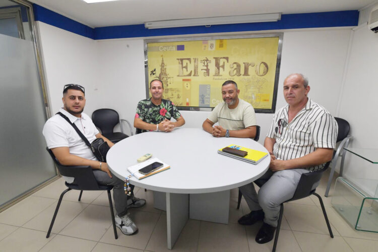 afectados-cierre-rotonda-tarajal-reunen-delegacion