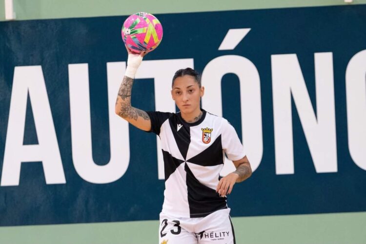 ale-gimenez-renueva-ceuta-femenino