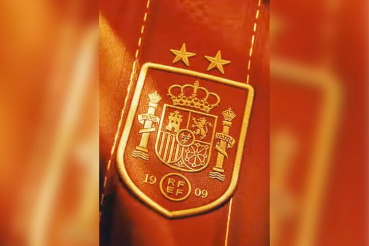 camiseta-de-espana-con-las-dos-estrellas-fecha-venta-precio-1