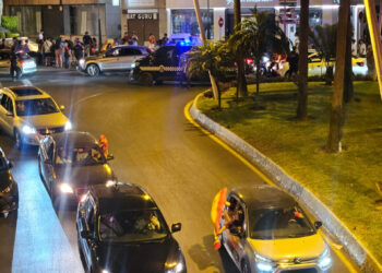 celebracion-victoria-espana-deja-herida-caer-vehiculo-marina