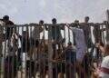 ceuta-alerta-descontrol-absoluto-miles-marroquies-espigon-22